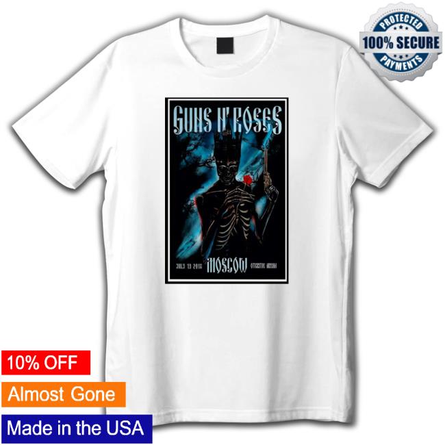 Guns N Roses July 13 2018 Moscow Poster t-shirt, hoodie, tank top, sweater and long sleeve t-shirt