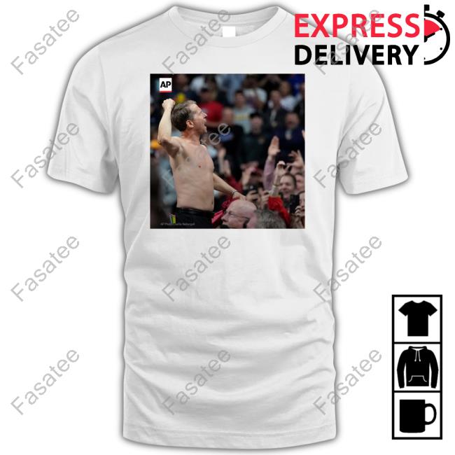 Arkansas Coach Eric Musselman Taking His Shirt Off Long Sleeve Tee Shirt