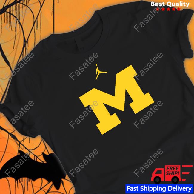 J.J. Mccarthy Wearning Michigan The M Den Long Sleeve Tee